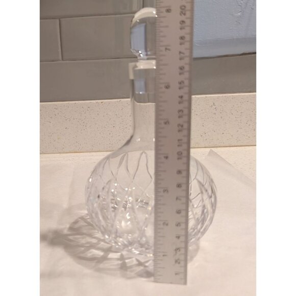 Elegant Crystal Decanter with Stopper 6" Tall barware - Picture 9 of 14